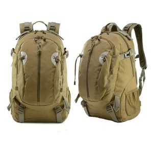 sac à dos style militaire